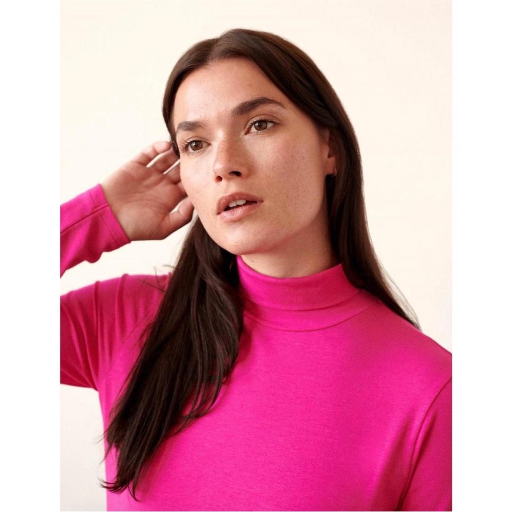White + Warren - Hot Pink Scrunch Neck Tee - Turtleneck Long Sleeve Size M